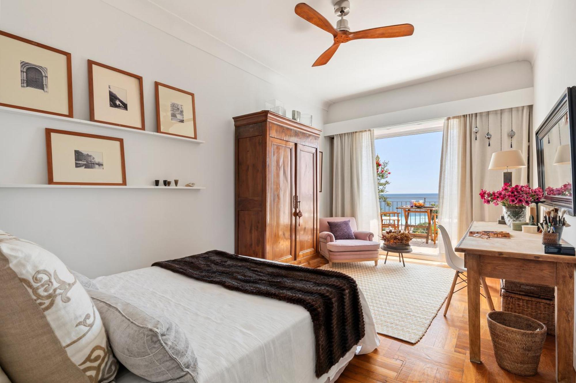 Appartamento Unique Sea View Apartment, Center, 100m2 *