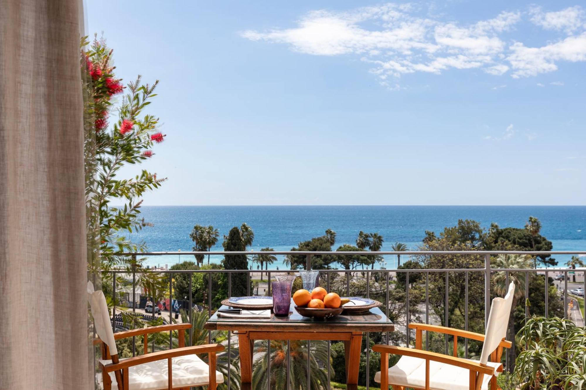 Appartamento Unique Sea View Apartment, Center, 100m2 *